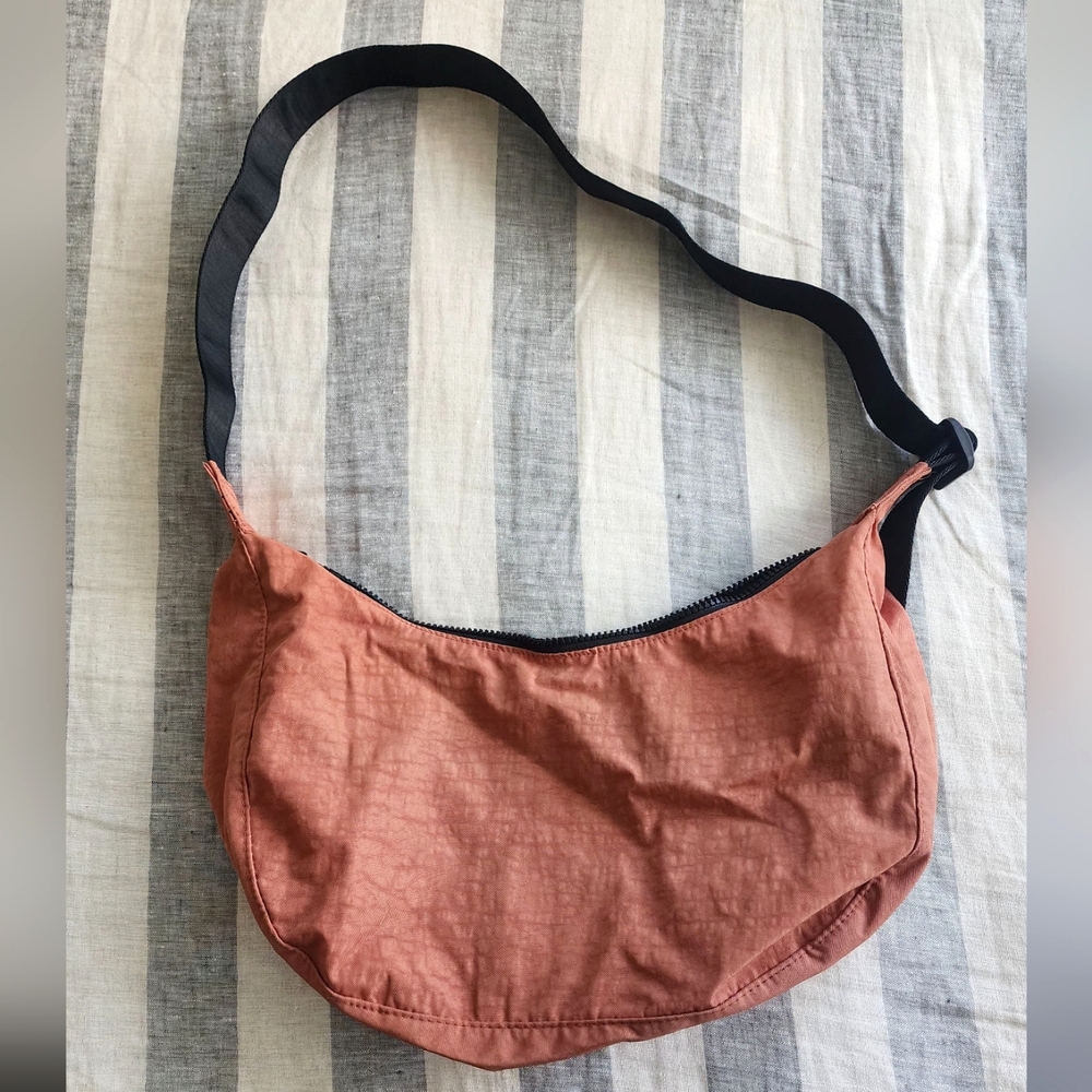 Baggu medium crescent bag
